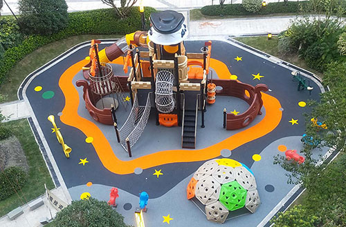 華東游樂(lè )海盜船房地產(chǎn)社區案例