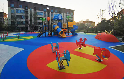 華東游樂(lè )祥云倒立屋案例